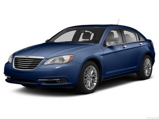 2013 Chrysler 200