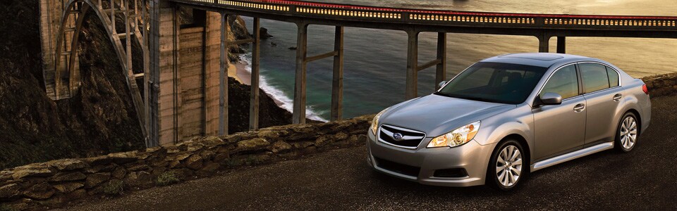 2011-legacy-sedan_02.jpg