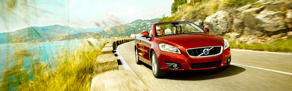2011-c70-convertible_01.jpg