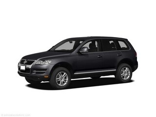 V6 Comfortline (A6); MSRP  $45,300