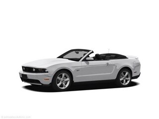 V6 (150A); MSRP  $31,399
