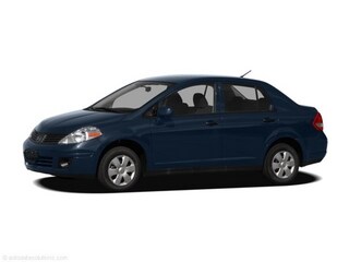 2011 Nissan versa customer reviews