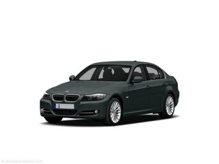 i (M6); MSRP  $33,600
