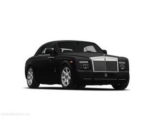 Base; MSRP  $400,000