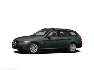i (M6); MSRP  $35,700