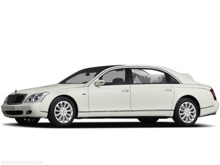 Base; MSRP  $1,380,000