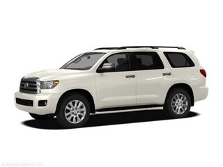 SR5 4.6L V8 (A6); MSRP  $39,030