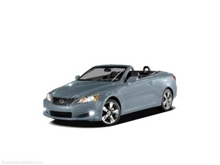 Base (M6); MSRP  $41,190