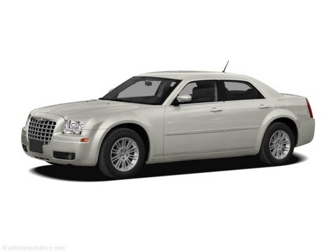 300 Sedan 2010
