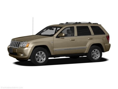 Grand Cherokee SUV 2010