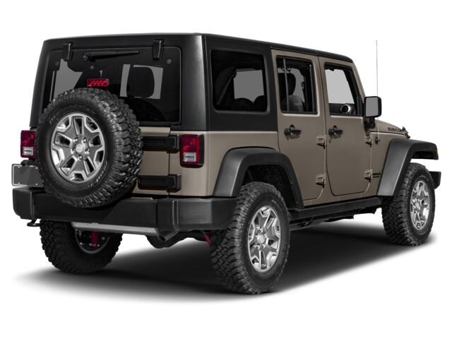 2015 Jeep Wrangler Unlimited Rubicon photo 3
