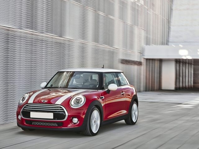 2015 Mini Cooper 2 Door Hardtop photo 3