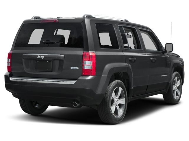 2016 Jeep Patriot Latitude photo 3