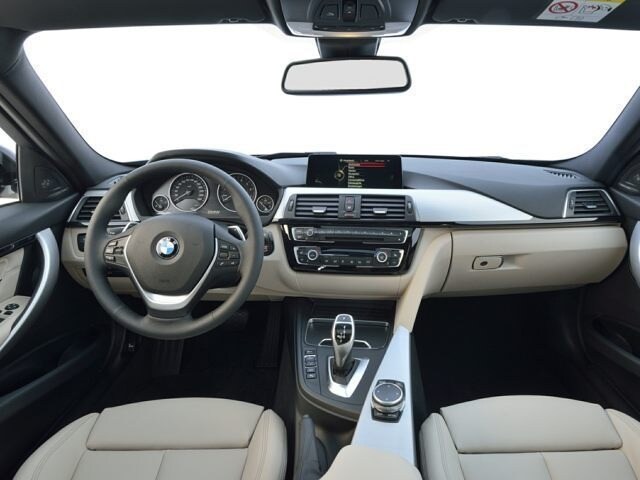 2017 BMW 320i Interior
