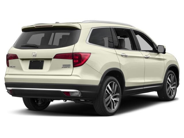 2017 Honda Pilot Touring photo 3