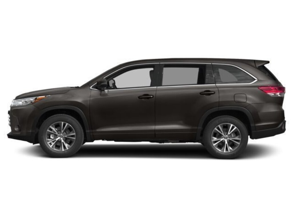 Used 2017 Toyota Highlander LE I4 SUV