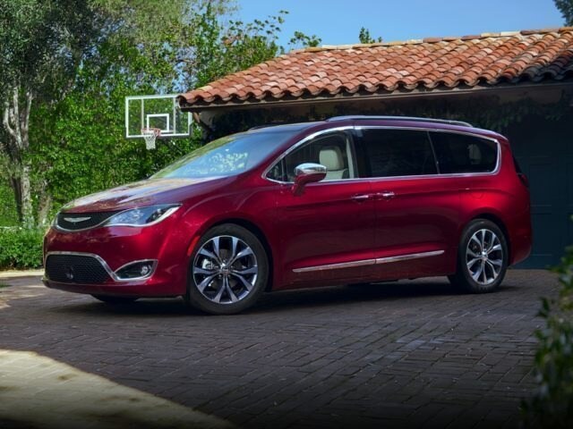 http://images.dealer.com/autodata/us/640/2018/USC80CRV091D0/USC70CRV091C01300.jpg