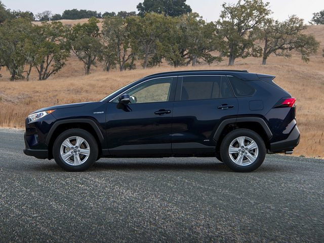 Toyota RAV4 Hybrid LE Exterior