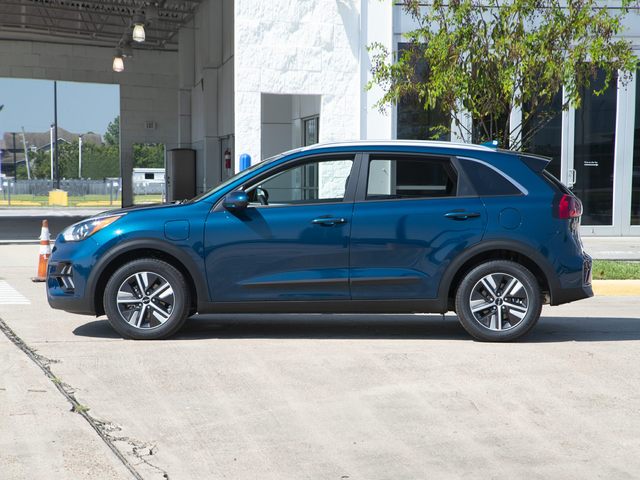 2022 kia niro hybrid exterior.jpg