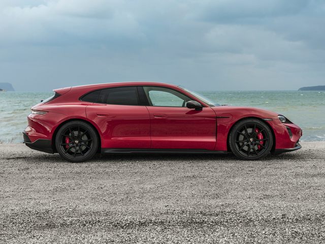 2023 Porsche Taycan Sport Turismo
