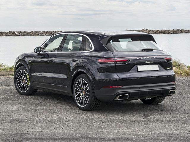 New 2023 Porsche Cayenne E-hybrid In Houston, Tx 