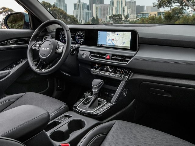 2024 Kia Seltos Interior