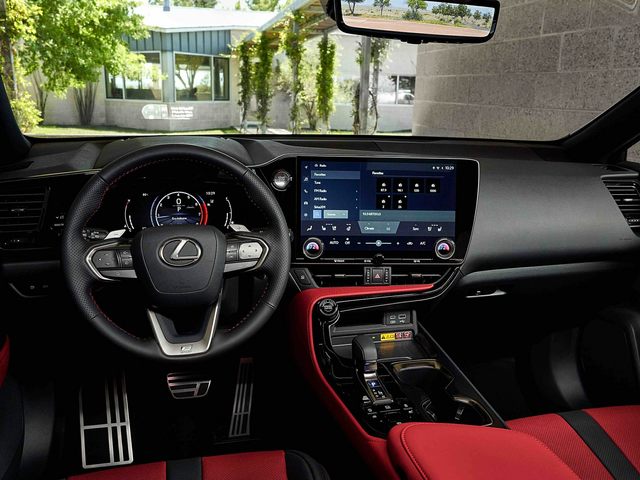 2025 Lexus NX Dashboard
