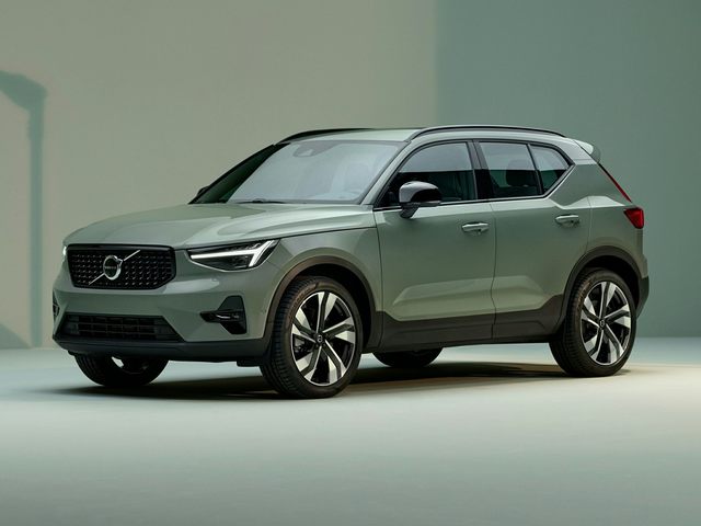 2025 Volvo XC40 Exterior