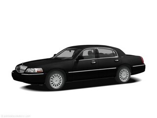 2009 Lincoln Town Car Signtr LTD
