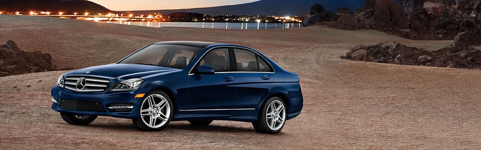2013-c-class-sedan_01.jpg