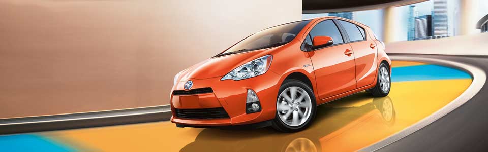 2014-toyota-Prius-2.jpg
