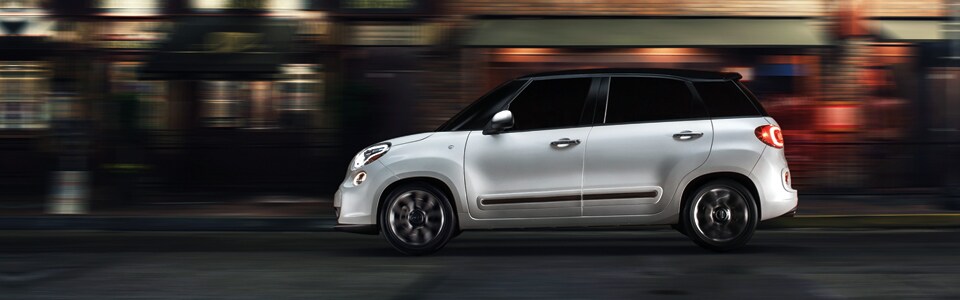 2015-500L-Hatchback_02.jpg