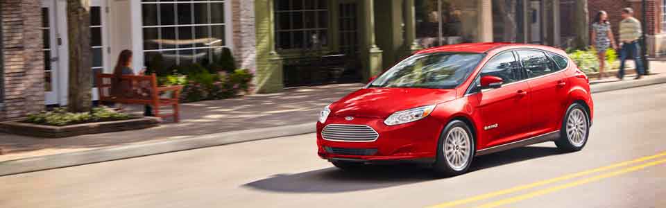 2015-Focus-Electric-Hatchback_01.jpg