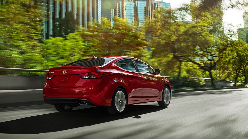 2015-Elantra-Sedan_04.jpg