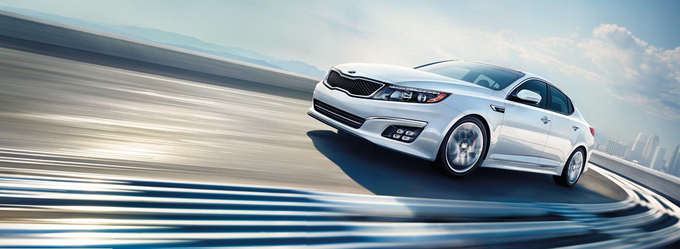 2015-Optima-Sedan_03.jpg