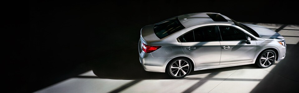 2015-Legacy-Sedan_01.jpg