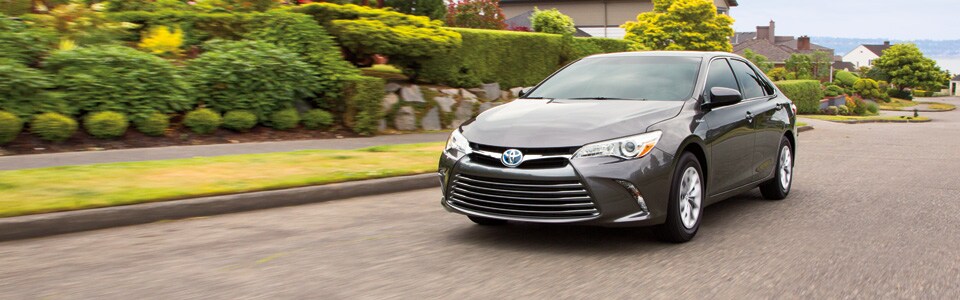 2015-Camry-Hybrid-Sedan_03.jpg