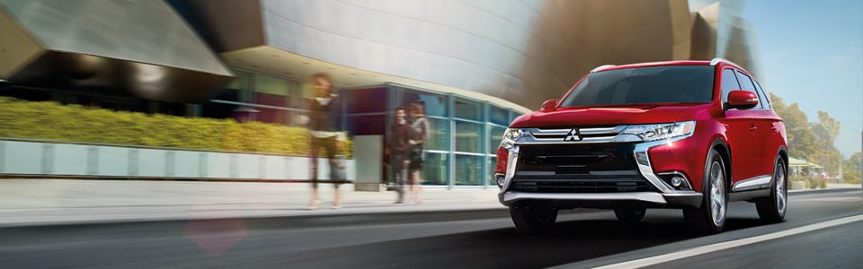 2016-Outlander-SUV_05.jpg