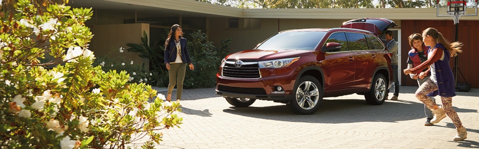 2016-Highlander-Limited-SUV_03.jpg