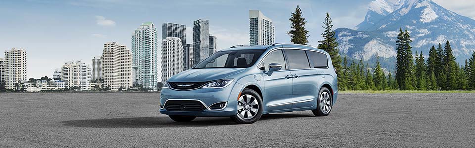 2017-Pacifica-Van_05.jpg