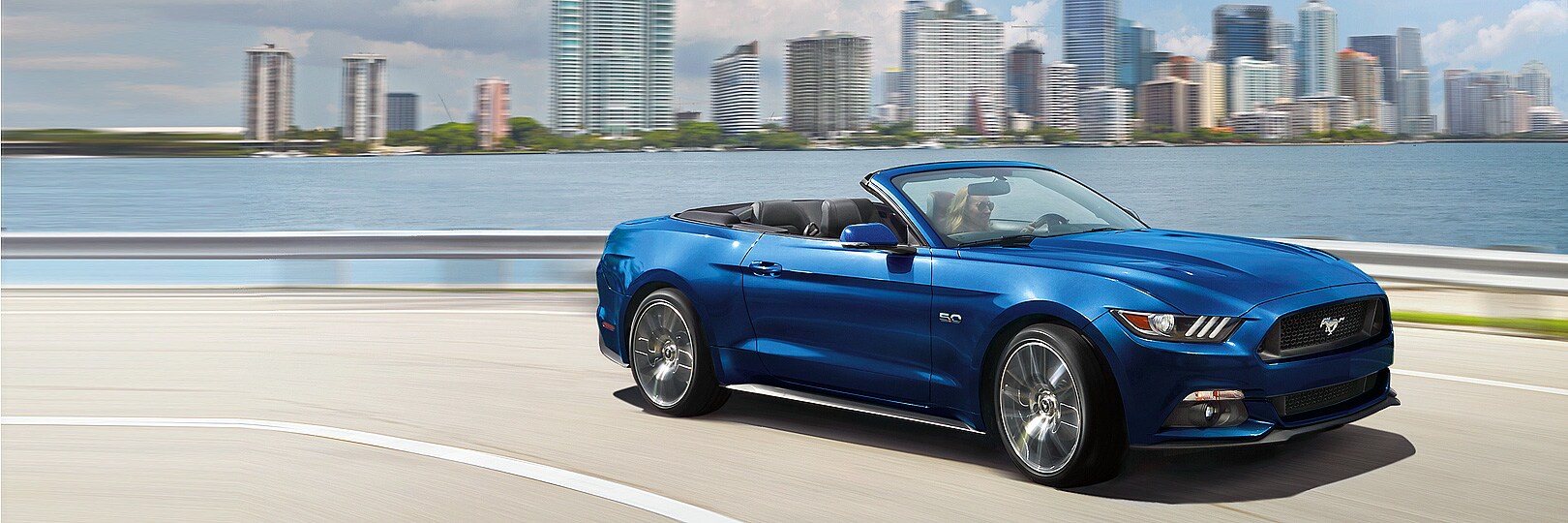 2017-Ford-Mustang-Conv_02.jpg