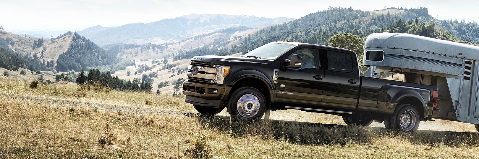2017-Ford-Super-Duty-Truck_12.jpg