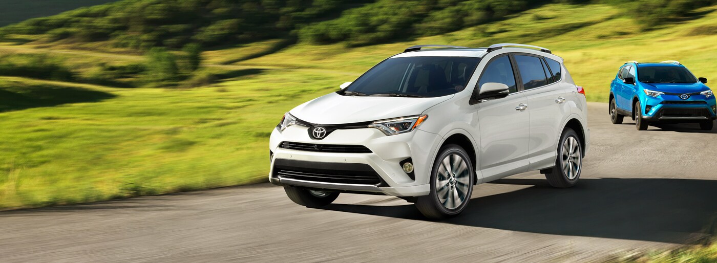 2017-Rav4-SUV_03.jpg