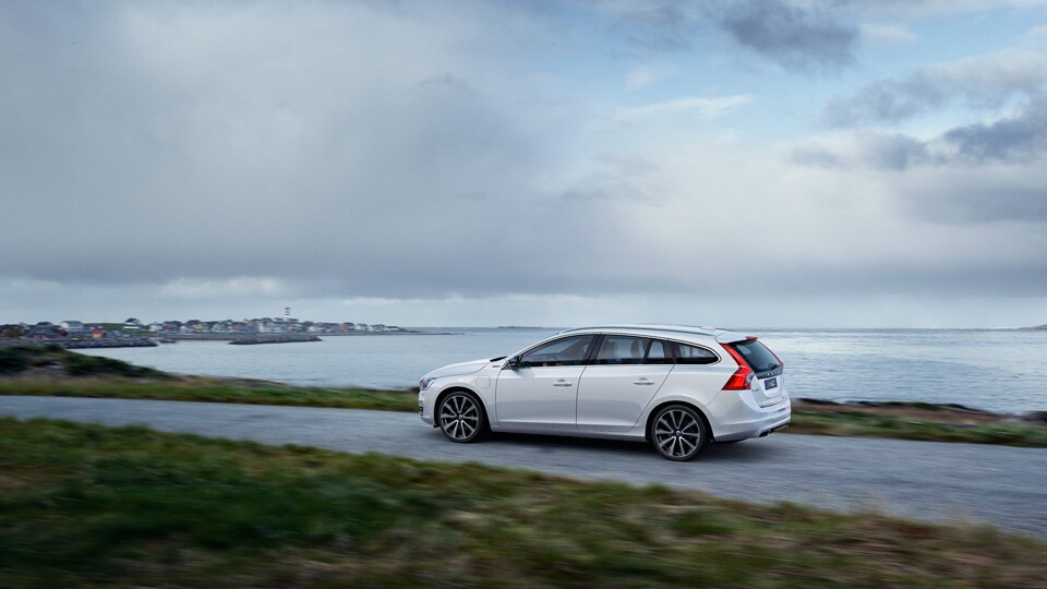 2018-V60-Wagon_06.jpg