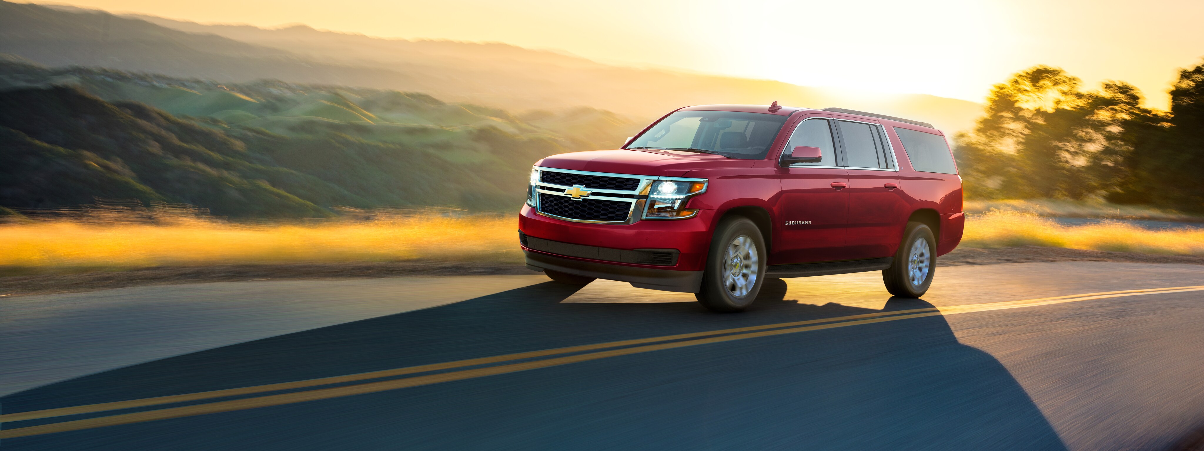 2019-Suburban-3500HD-SUV_01.jpg