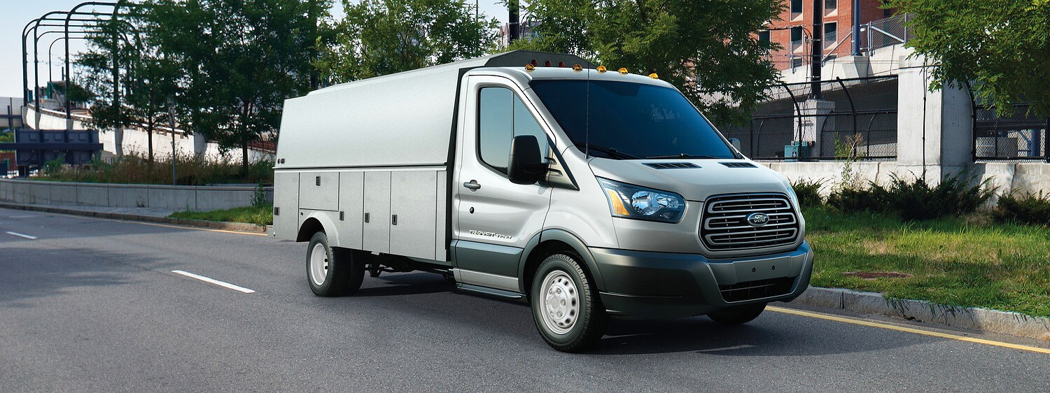 2019-Transit-250-Cutaway-Truck_03.jpg