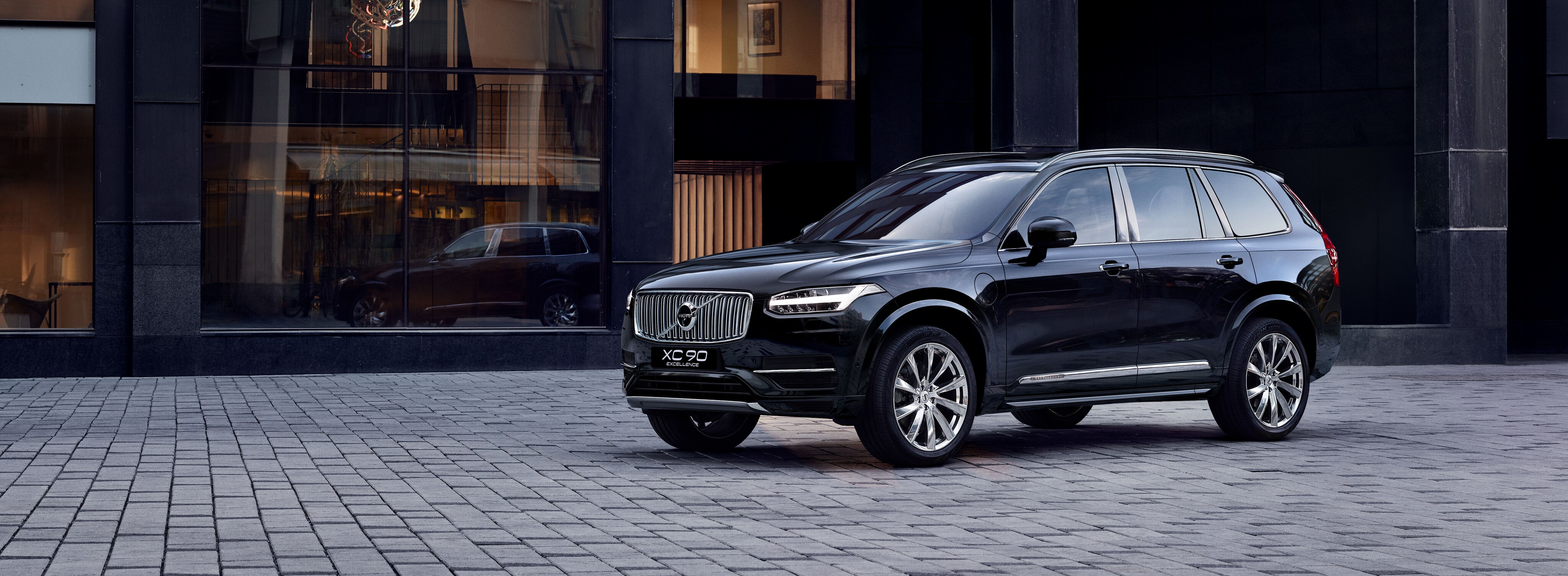 New 2019 Volvo XC90