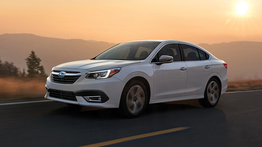 Legacy-Sedan_06.jpg