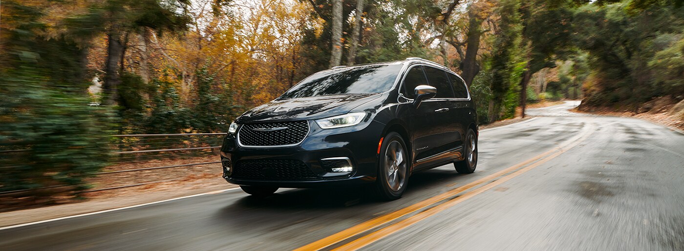 Pacifica-Van_08.jpg