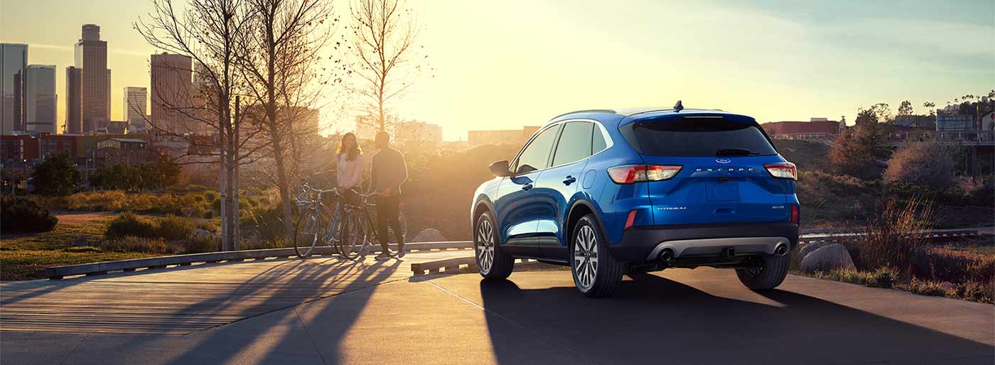Escape-SUV_02.jpg